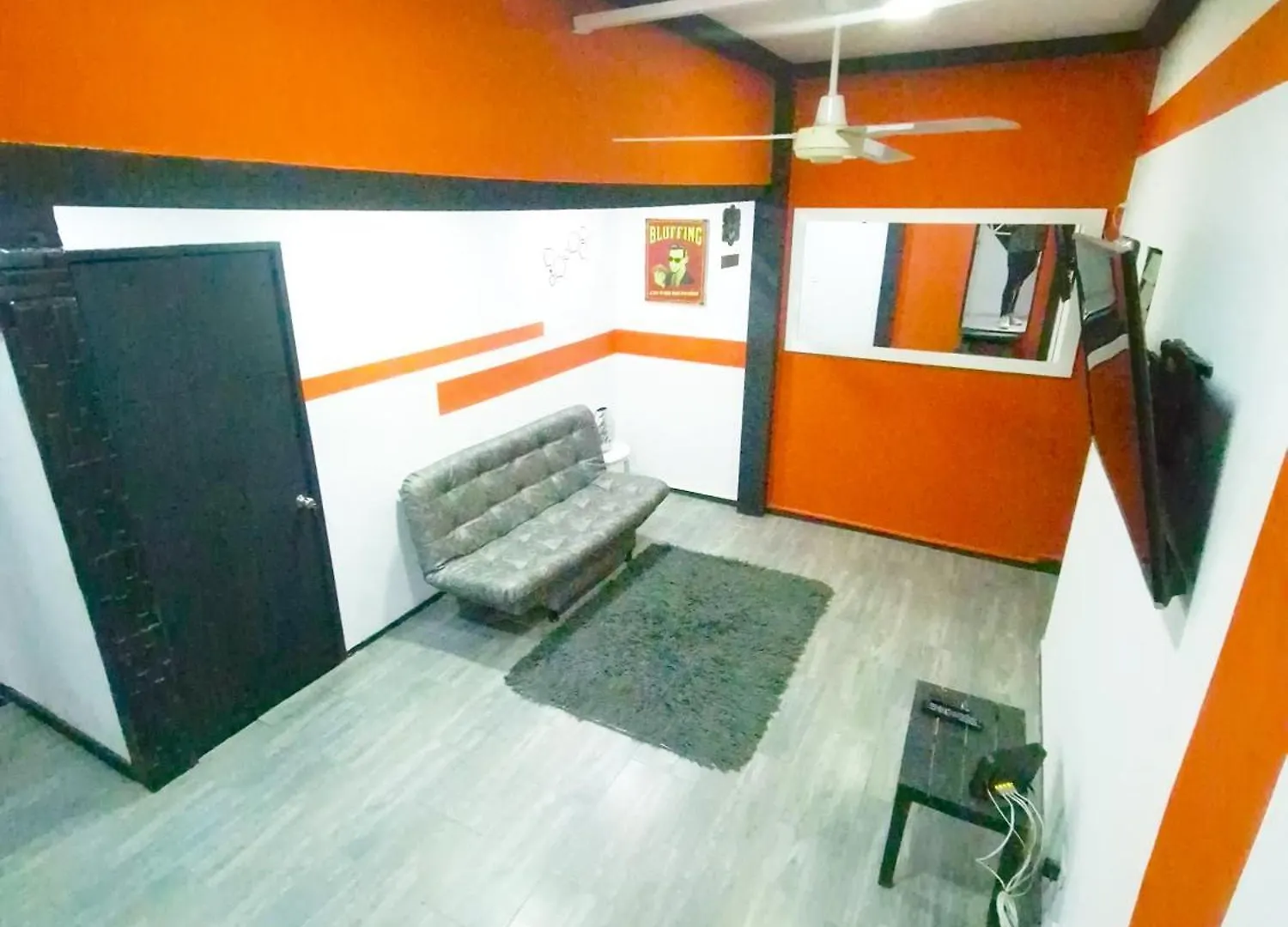 5 Bdmr Spacious Apartment At Poblado Medellin
