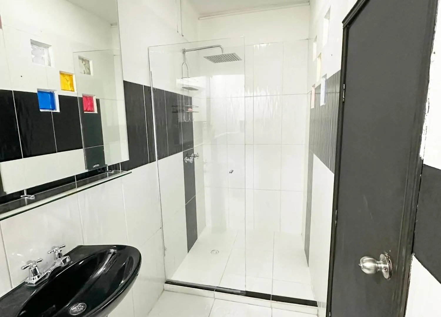 5 Bdmr Spacious Apartment At Poblado 麦德林 哥伦比亚